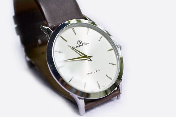 wrist-watch-183143_1920